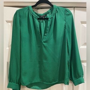 Green Banana Republic Blouse - Gorgeous Details - size Petite Medium